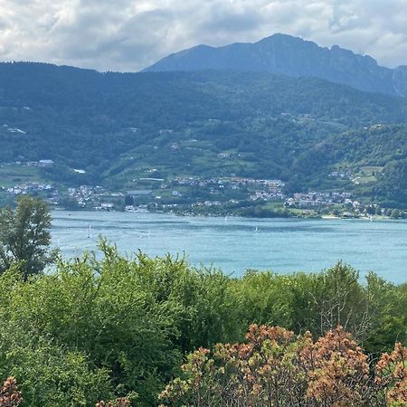 Lake Apartment Ischia Green Tenna Exterior photo